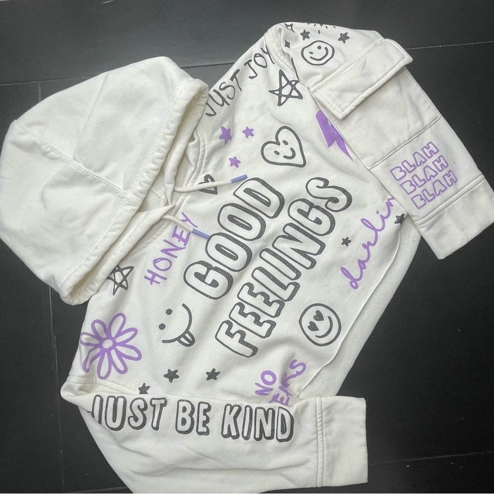 Naugty Blue - White Graphic Cropped Hoodie XXS 6-8